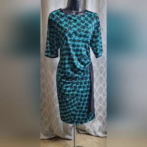 Plus-Size Short Sleeved Teal & Black Ruched Side Waist Dress